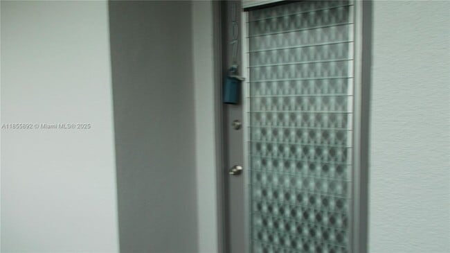 1400 SW 124th Terrace in Pembroke Pines, FL - Building Photo - Building Photo