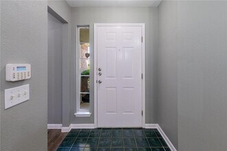 1000 Honeysuckle Dr in Leander, TX - Building Photo - Building Photo