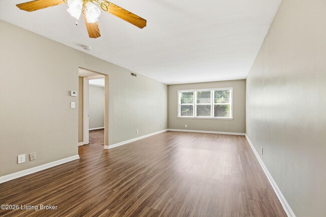 property at 319 Idlewylde Dr