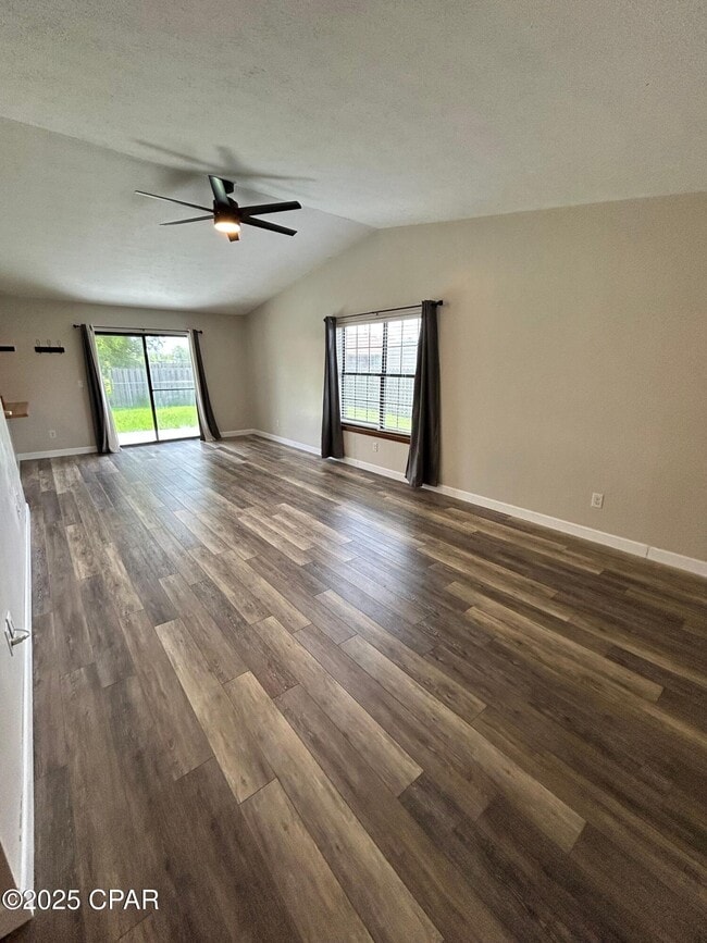 249 Hannover Cir in Panama City, FL - Building Photo - Building Photo