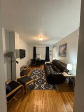 1513 Oates St NE, Unit Apt 3 in Washington, DC - Foto de edificio - Building Photo