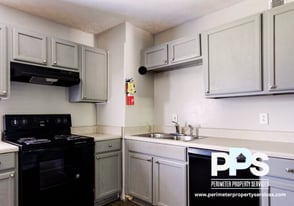 1126 Maple St in Carrollton, GA - Building Photo