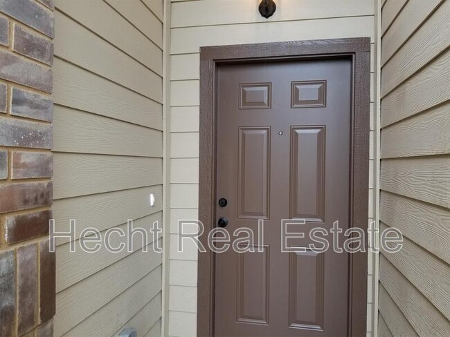property at 2559 Pahmeyer Rd