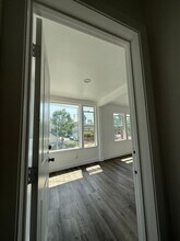 553 S Clarence St in Los Angeles, CA - Building Photo - Building Photo