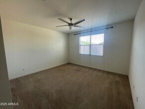 12610 W Northview Ave in Glendale, AZ - Building Photo - Building Photo