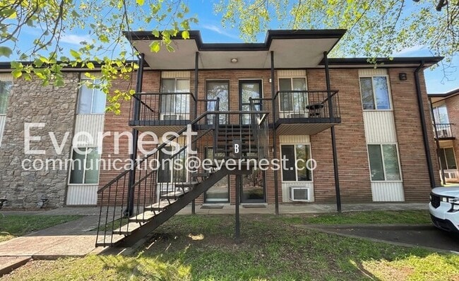 property at 2601 Hillsboro Pike