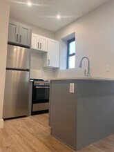 269 Martin Luther King Jr Dr, Unit 2C in Jersey City, NJ - Foto de edificio - Building Photo