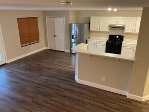 8720 W Majestic Pine Ave in Las Vegas, NV - Building Photo - Building Photo