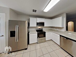 5422 Chase Canyon in San Antonio, TX - Building Photo - Building Photo