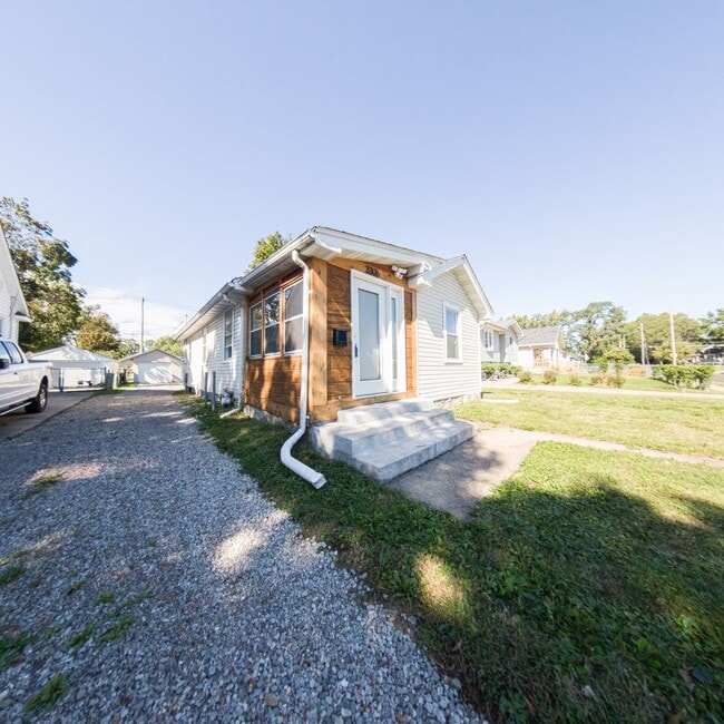 3306 E 7th St in Des Moines, IA - Building Photo - Building Photo