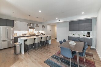 54 Pleasant St in Boston, MA - Building Photo - Building Photo