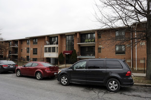 Southern Hills Apartments