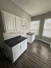 2146 N 35th St in Milwaukee, WI - Foto de edificio - Building Photo