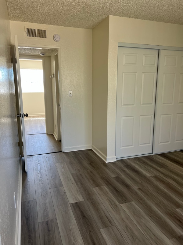 43711 Challenger Way in Lancaster, CA - Building Photo - Building Photo