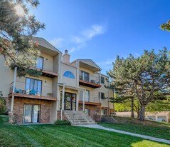 5120 Emerald Dr in Lincoln, NE - Building Photo