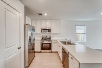 472 San Miguel Crk Dr in Katy, TX - Building Photo - Building Photo