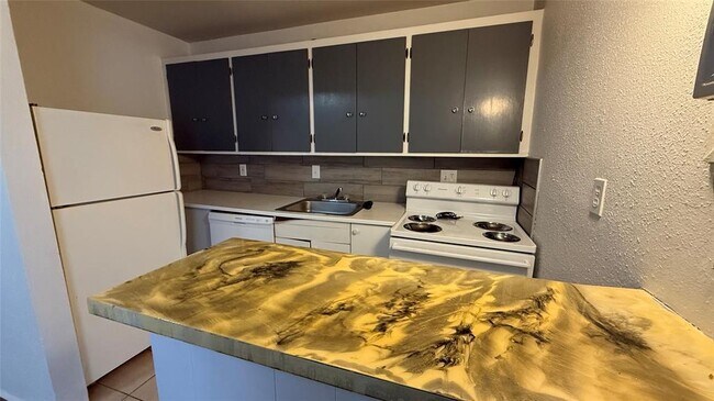 425 Hawthorne St-Unit -05 in Houston, TX - Foto de edificio - Building Photo