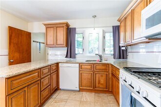 859 Smith St in Providence, RI - Building Photo - Building Photo