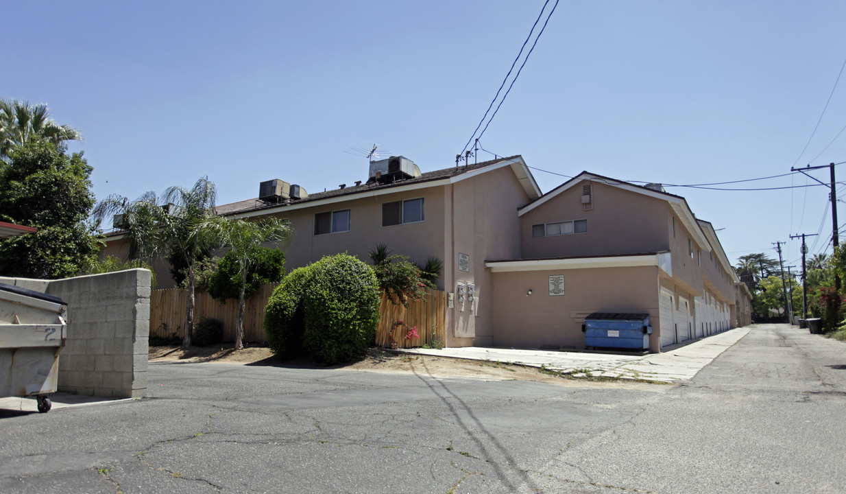 Pickwick Arms in Redlands, CA - Building Photo