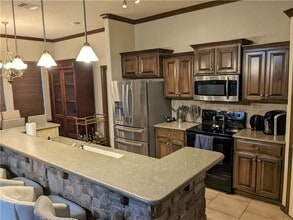 2508 Black Oaks Cir in Norman, OK - Foto de edificio - Building Photo