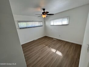 12 Carpenter Dr in Schenectady, NY - Building Photo - Building Photo
