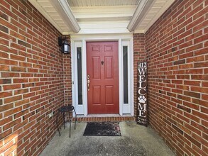 412 Sparrow Dr in Fayetteville, NC - Building Photo - Building Photo