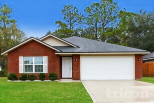 45197 Weaver Cir in Callahan, FL - Building Photo