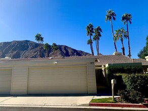 46633 Arapahoe Wy in Indian Wells, CA - Foto de edificio - Building Photo