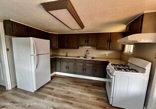 704 Hazle St in Wilkes-Barre, PA - Building Photo - Building Photo