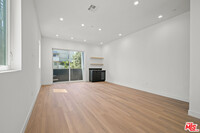 11313 Huston St in Los Angeles, CA - Building Photo - Building Photo