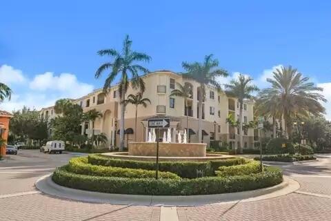 4201 Renaissance Way in Boynton Beach, FL - Building Photo