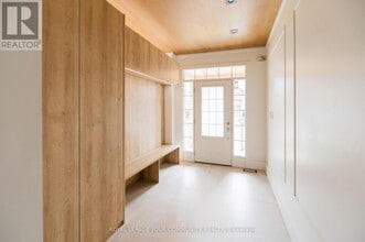 54 Frederick Taylor Way in East Gwillimbury, ON - Building Photo - Building Photo