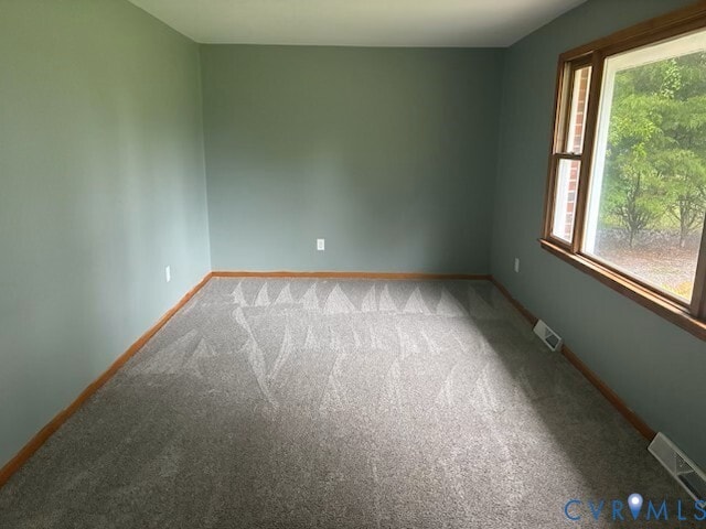 2000 Point of Rocks Rd in Chester, VA - Building Photo - Building Photo