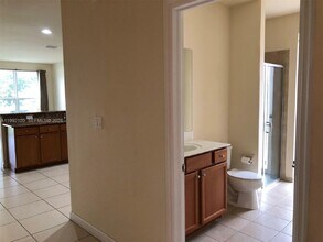 17000 SW 90th Terrace in Miami, FL - Building Photo - Building Photo