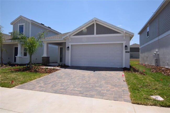 property at 2839 Armstrong Ave