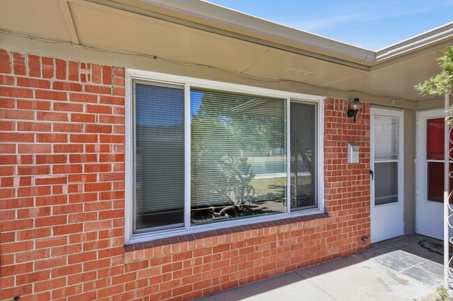 property at 1405 Oregon Ave