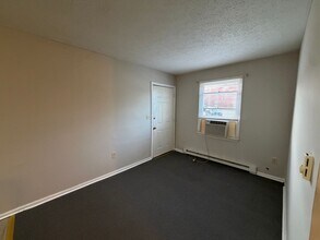 310 W Franklin St in Bedford, VA - Building Photo - Building Photo