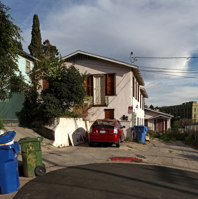 1615 Delta St in Los Angeles, CA - Foto de edificio - Building Photo