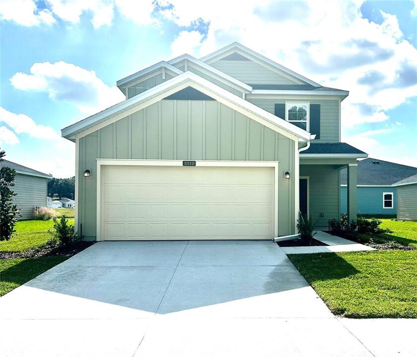 3210 NE 40th Ln in Ocala, FL - Building Photo