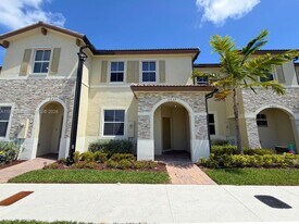 2659 SE 28th Dr in Homestead, FL - Building Photo