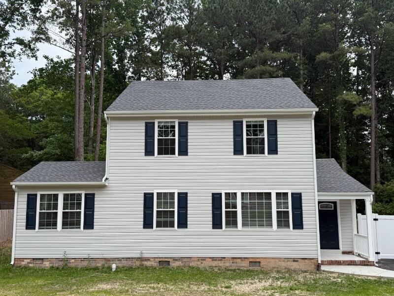 2429 Crowncrest Dr in Henrico, VA - Building Photo