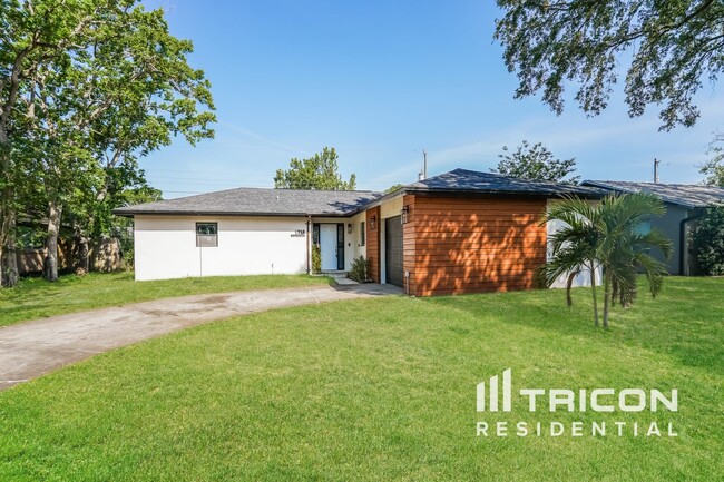 property at 1716 Watrous Dr