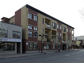 7449-7451 Saint-Hubert in Montréal, QC - Building Photo - Building Photo