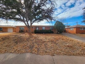 719 Boyd Ave in Midland, TX - Building Photo