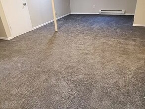 10550 Quincy Blvd NE in Blaine, MN - Foto de edificio - Building Photo