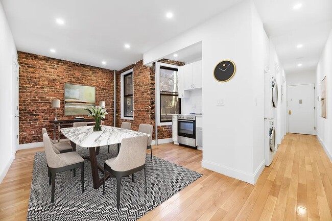 443 E 88th St in New York, NY - Building Photo - Building Photo