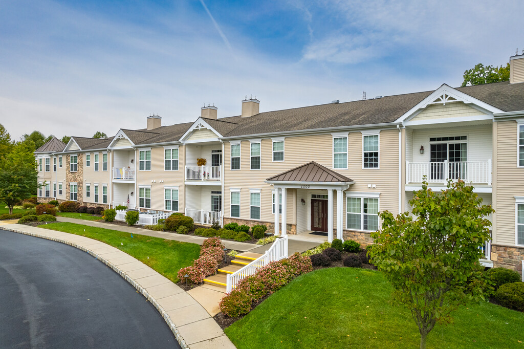 Foxfield Villas Apartments Valley, PA Apartments For Rent