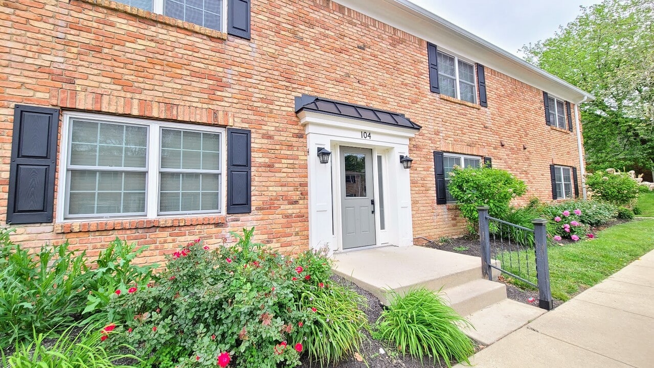 Carmel Village Green Photo