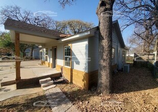 3725 Selma St in Fort Worth, TX - Building Photo - Building Photo