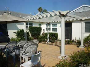 712 Sartori Ave-Unit -B in Torrance, CA - Building Photo - Building Photo